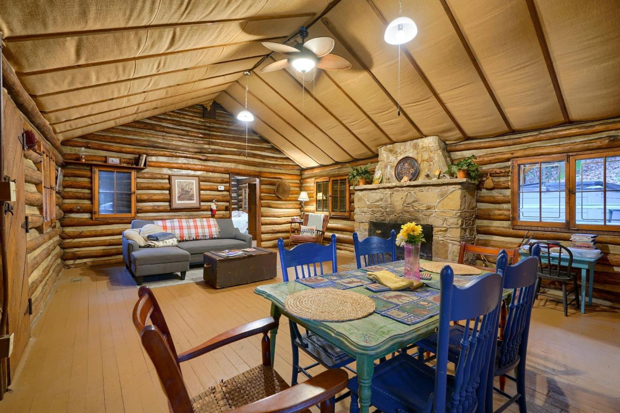 לוגן Russell Cabin מראה חיצוני תמונה