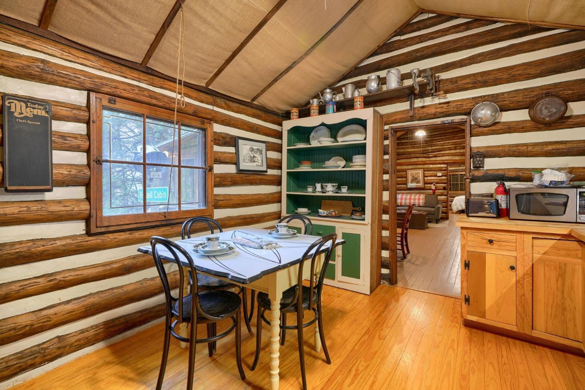 לוגן Russell Cabin מראה חיצוני תמונה