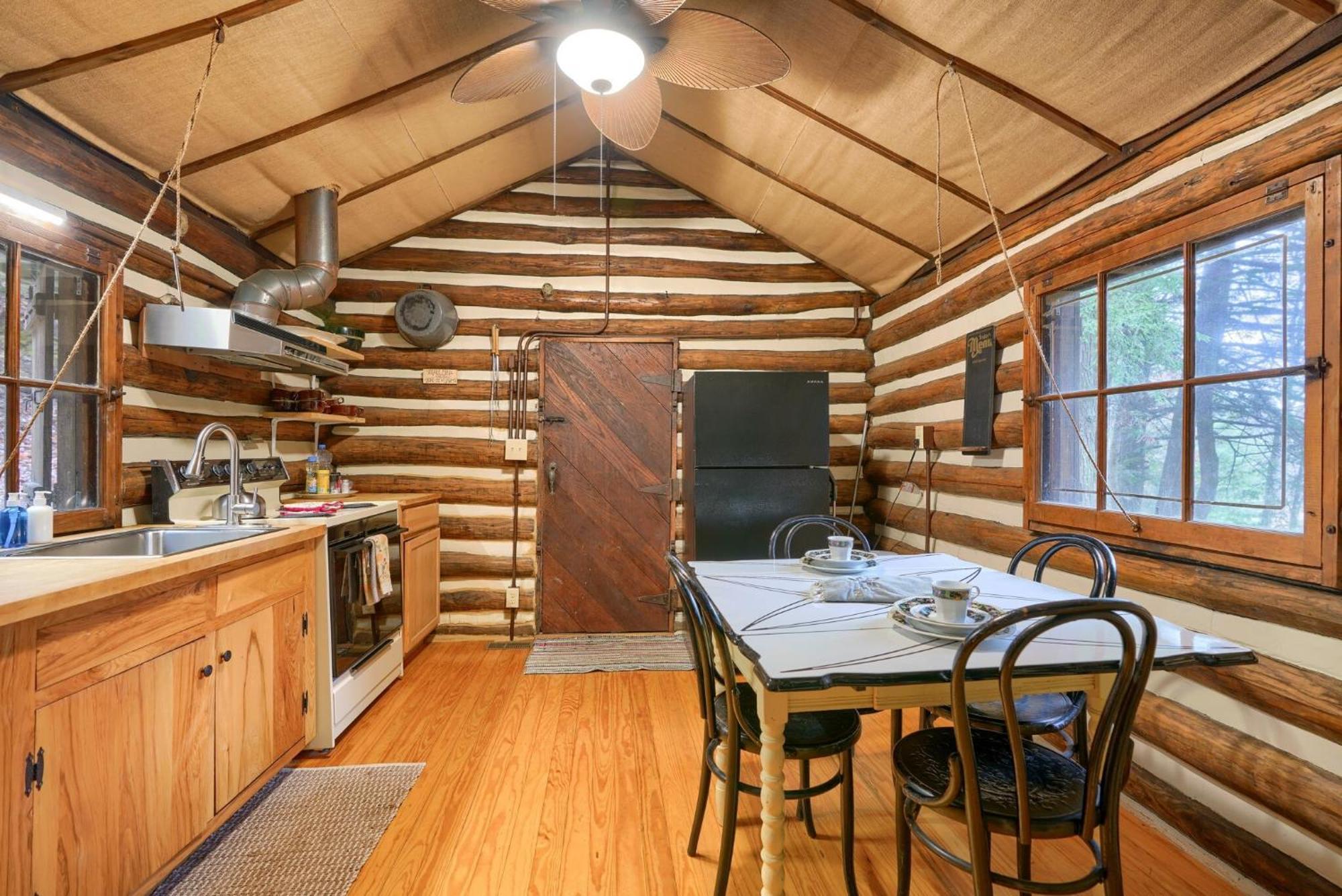 לוגן Russell Cabin מראה חיצוני תמונה
